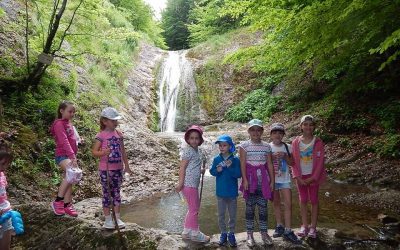 Tabăra aplicativă – inițiere în turismul montan