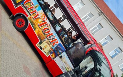 Călătorie cu autobuzul turistic