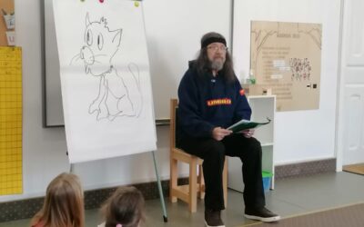 Mini-club de lectură interactiv