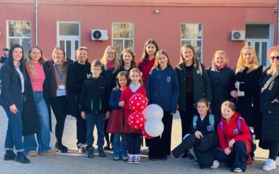 Primăvara în culori de Mărțișor