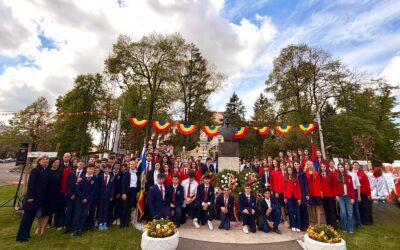 Elevii Liceului Greco-Catolic Iuliu Maniu,prezenți la celebrarea a 107 ani de administrație românească în Oradea